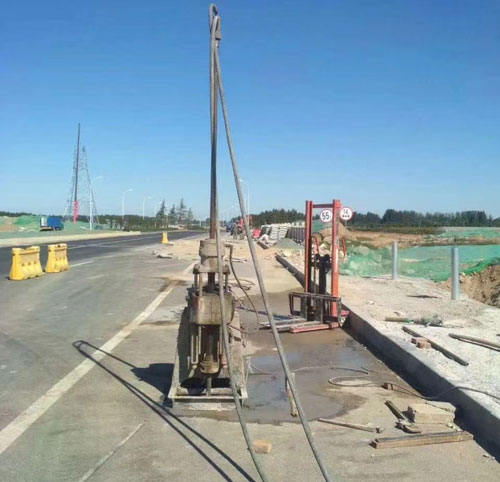 黎城公路高聚物注浆加固